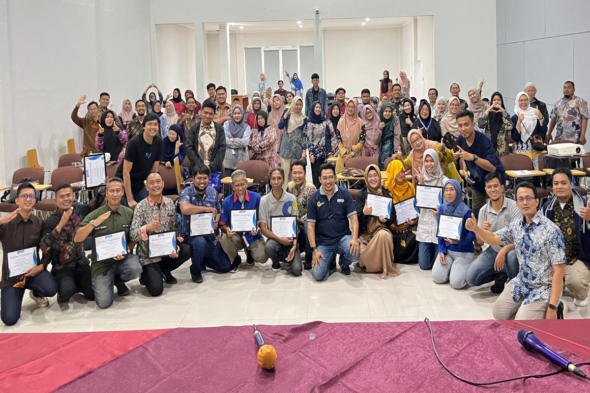 Genza perkokoh layanan akademik lewat workshop dan bedah buku UTBK 2026 dan TKA