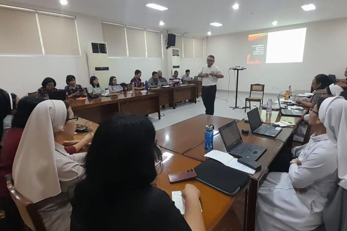 Spiritualitas kepemimpinan sekolah Katolik fondasi panggilan perutusan