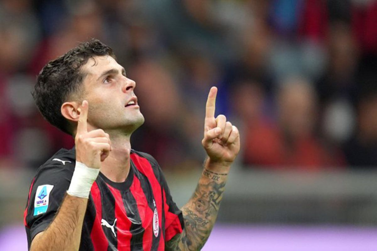 AC Milan dengan 10 Pemain Gagalkan Start Sempurna Napoli di Liga Italia
