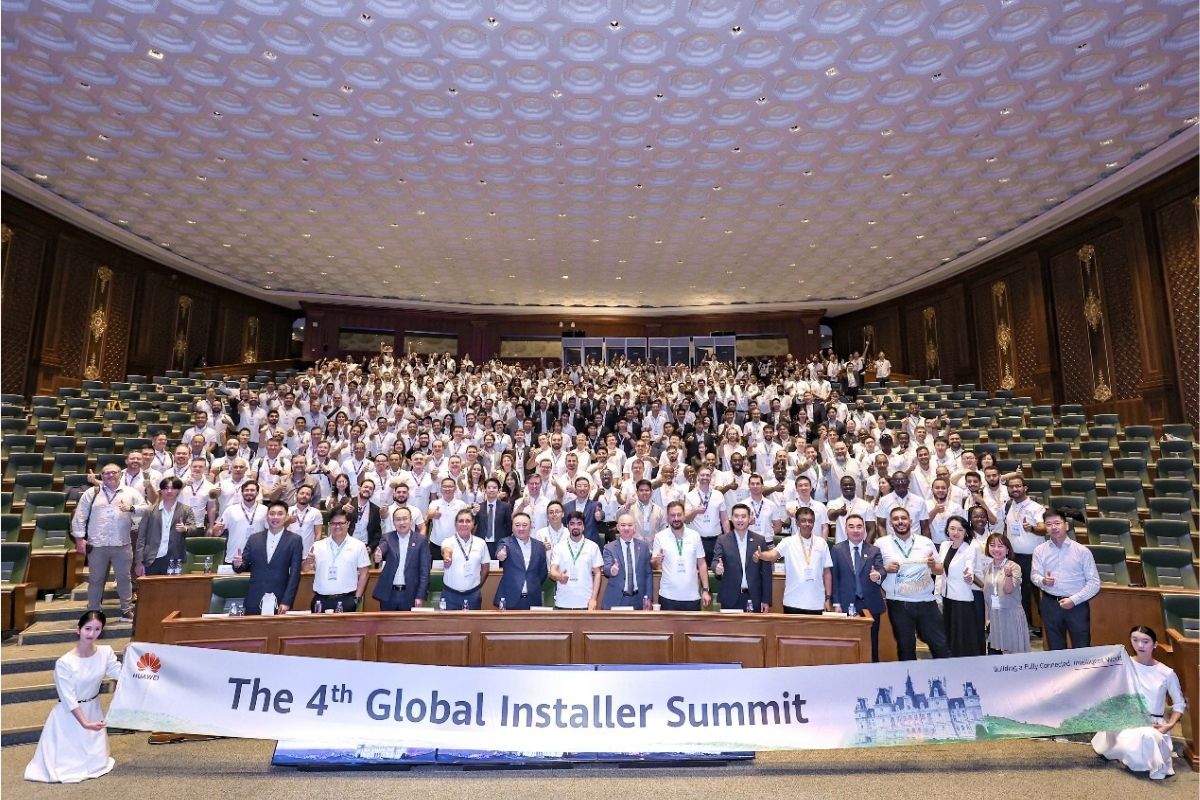 Kolaborasi Cerdas Mewujudkan Ekosistem yang Berkembang Pesat: Huawei FusionSolar Gelar "Global Installer Summit"
