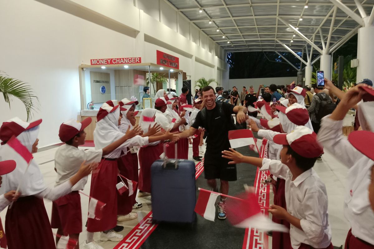 Pembalap MotoGP Indonesia mulai berdatangan di Lombok