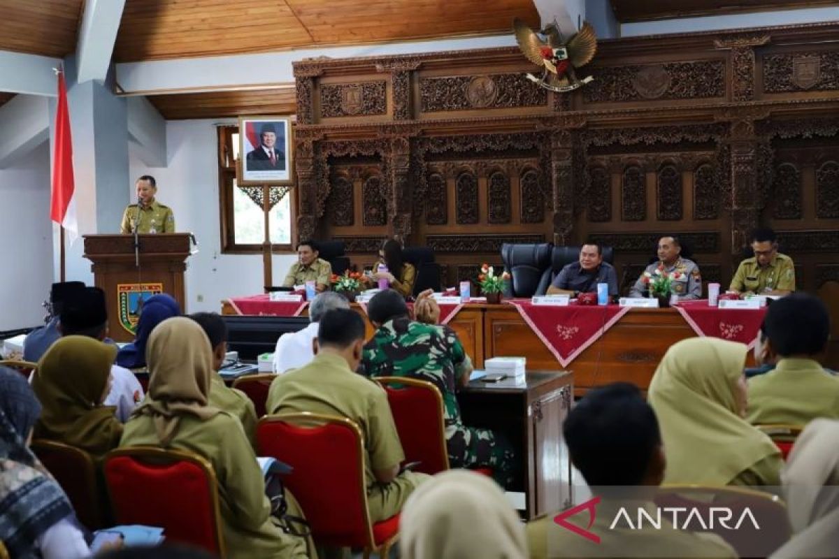 Pemkab Kudus  sikapi pengurangan dana transfer daerah lewat efisiensi