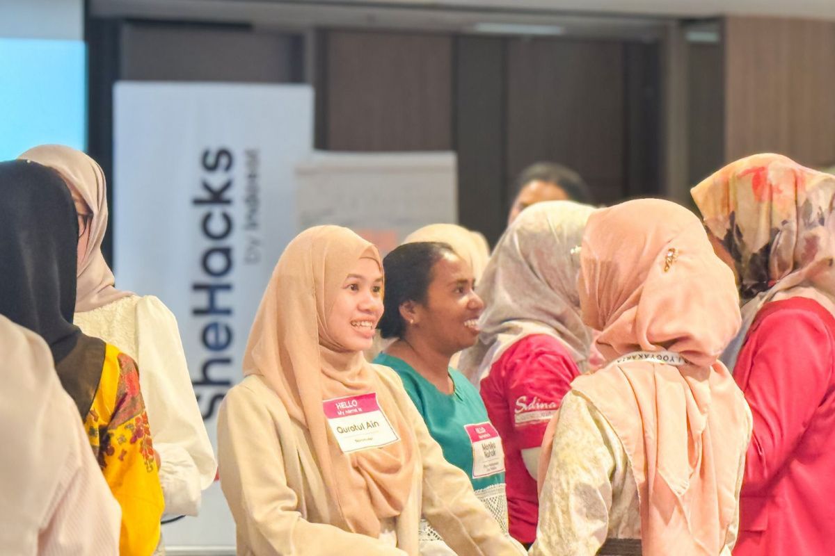 Indosat ambil bagian pada pemberdayaan perempuan daerah melalui SheHacks