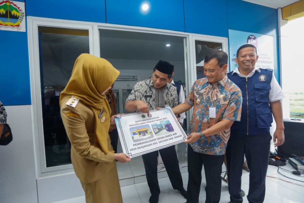 Pemprov Jateng  perluas desalinasi penuhi kebutuhan air bersih