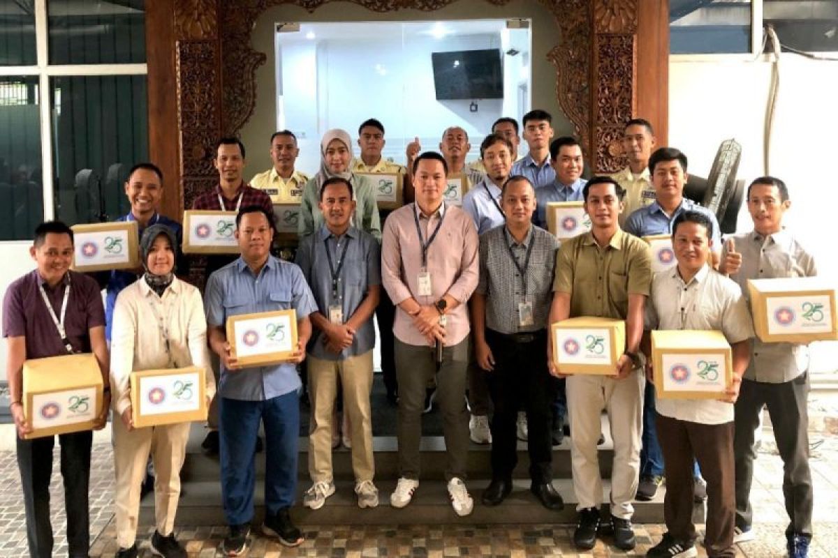 Bank Jateng Jepara tunjukkan kepedulian lewat bantuan sosial di HUT ke-25 Sekar