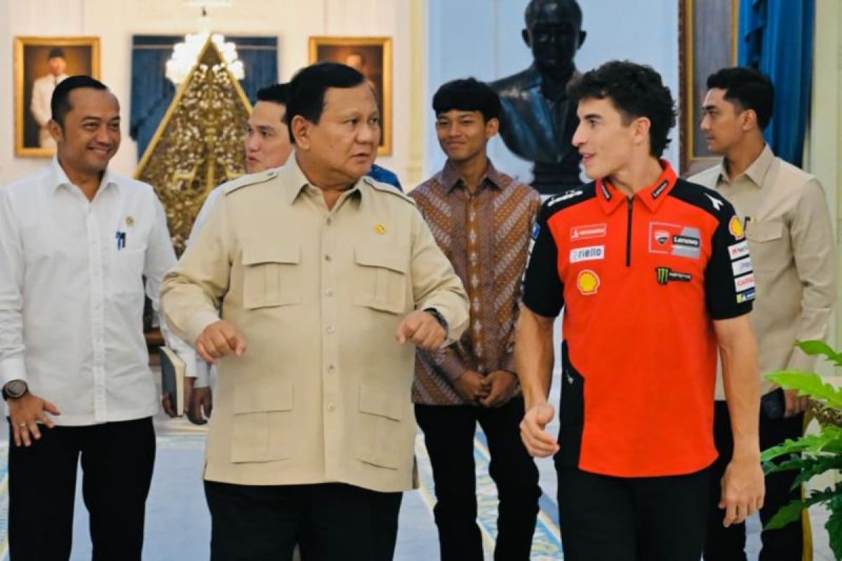 President Prabowo hosts MotoGP champion Marquez at palace