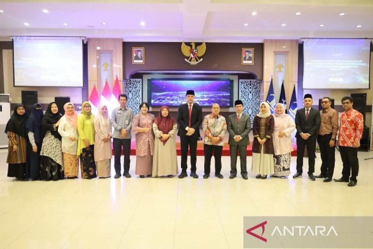 Kakanwil Tekankan Integritas saat Lantik Majelis Pengawas Daerah Notaris Bengkalis