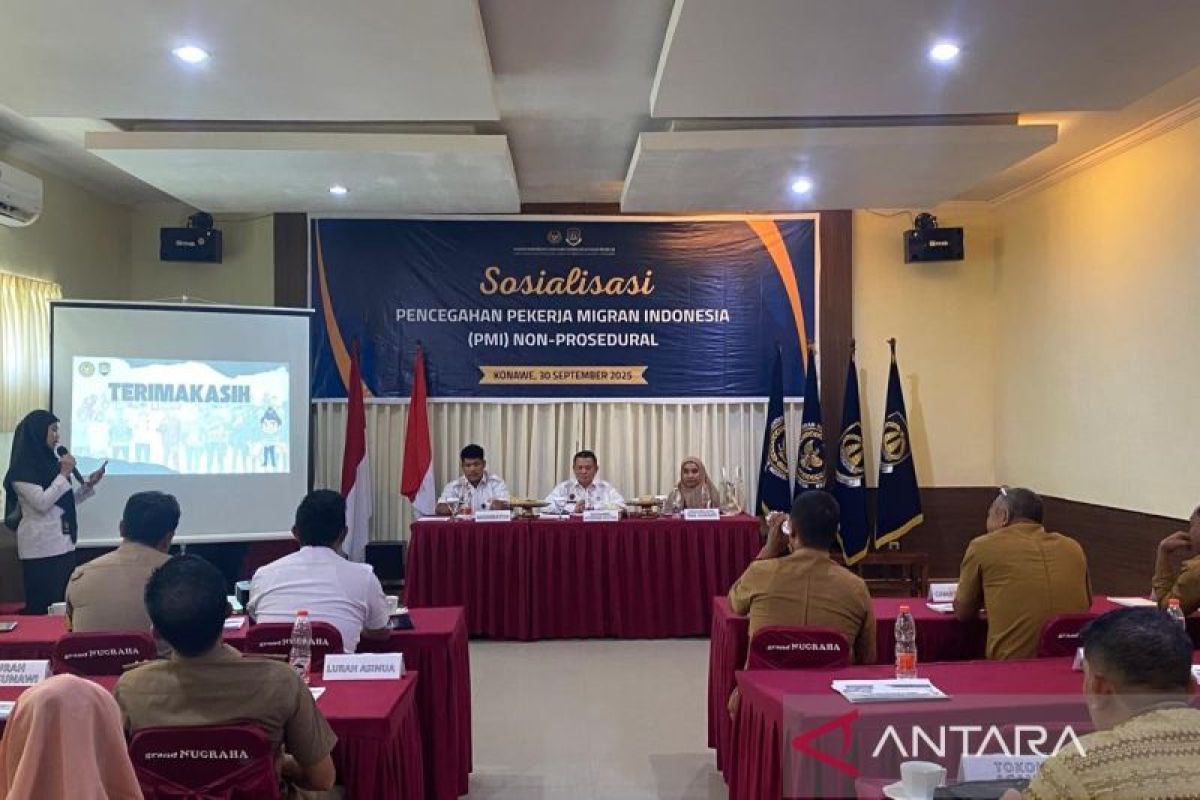 Imigrasi Sultra sosialisasi pencegahan PMI ilegal di tingkat desa Konawe