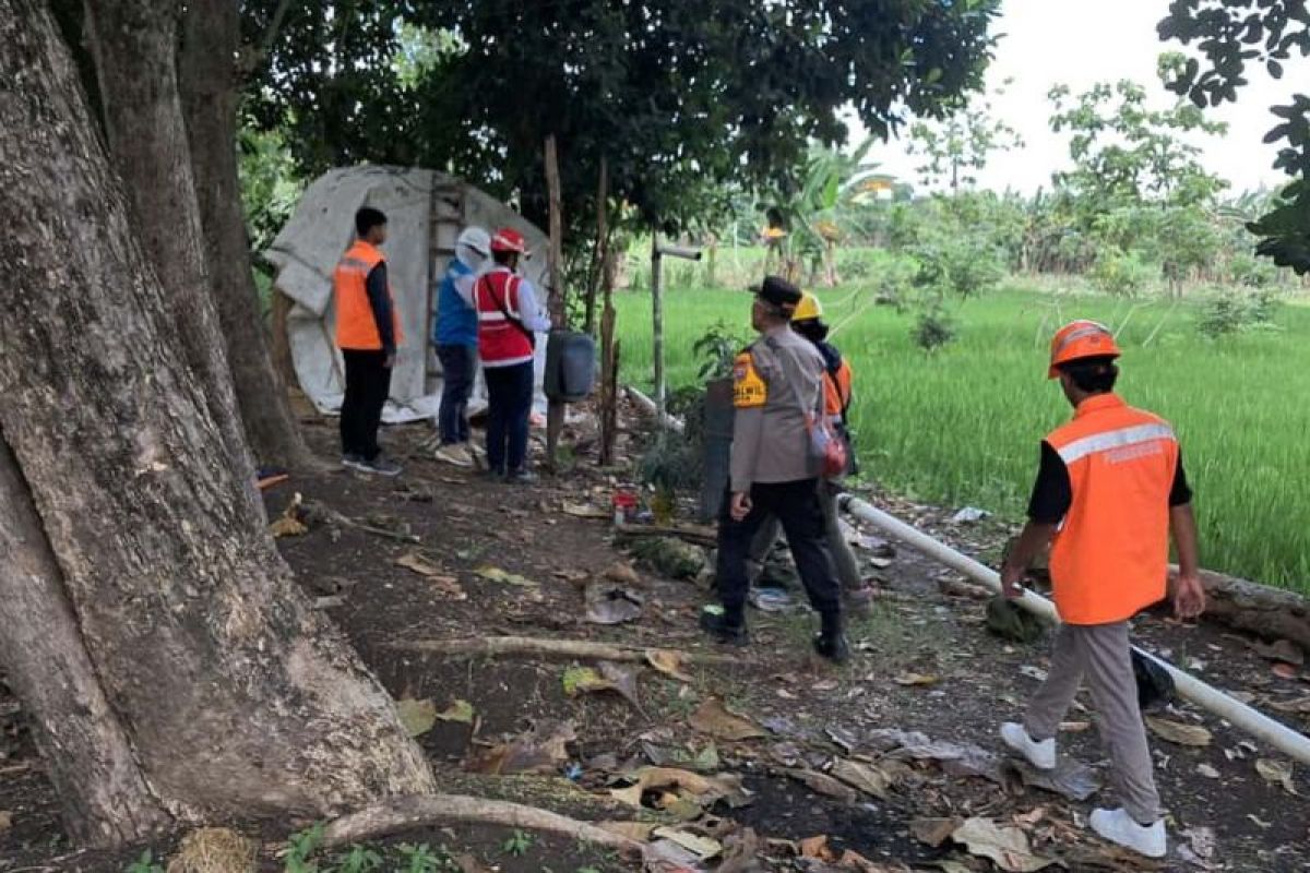 Polisi tertibkan jebakan tikus beraliran listrik di Bojonegoro