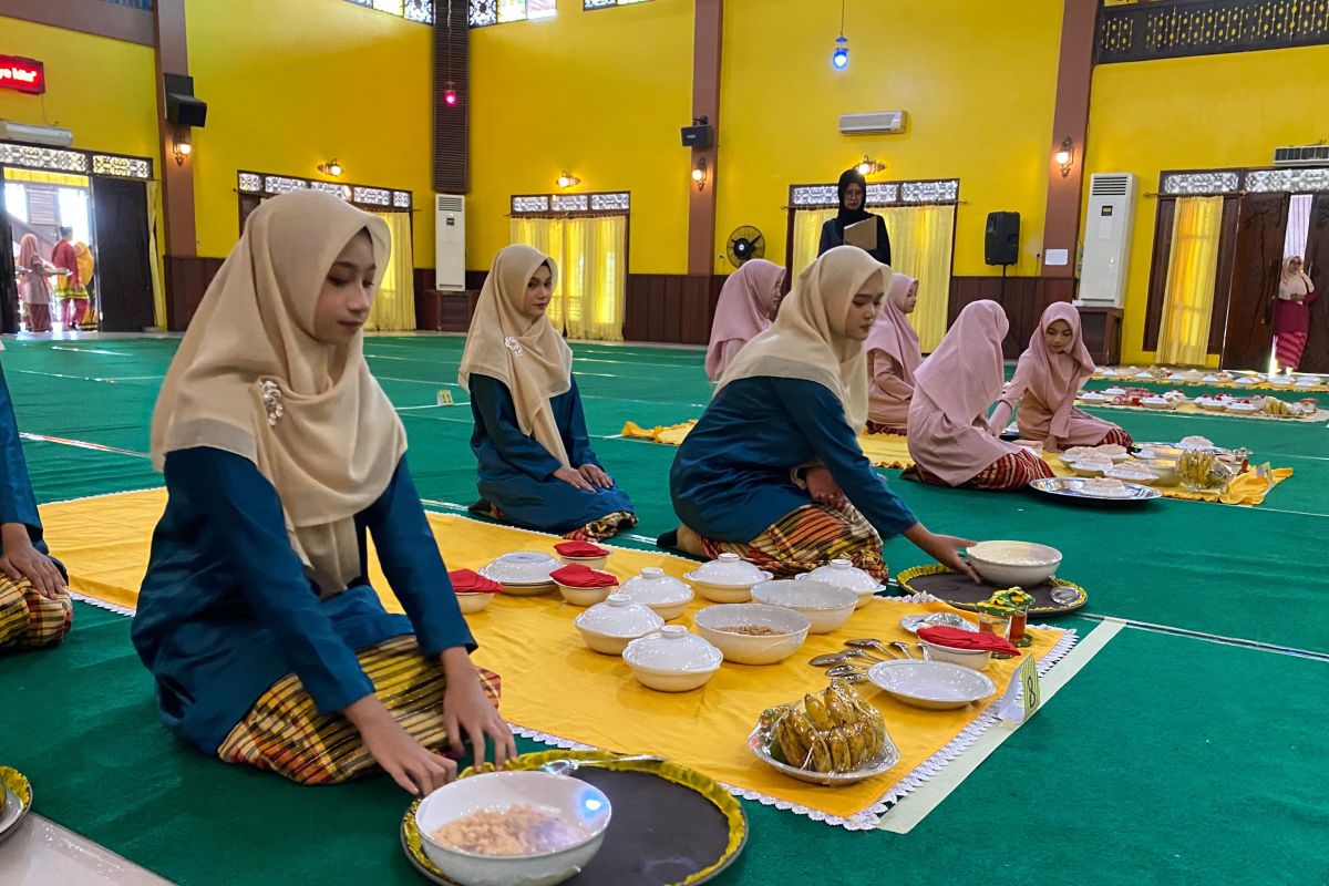 Festival Saprahan Pelajar jadi ajang lestarikan budaya melayu Pontianak