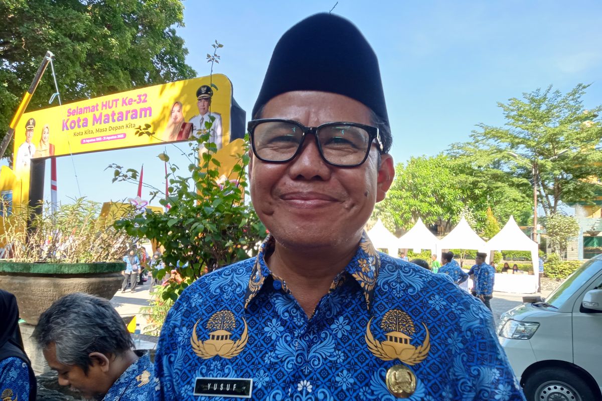 Petugas UKS disiapkan awasi MBG di Mataram