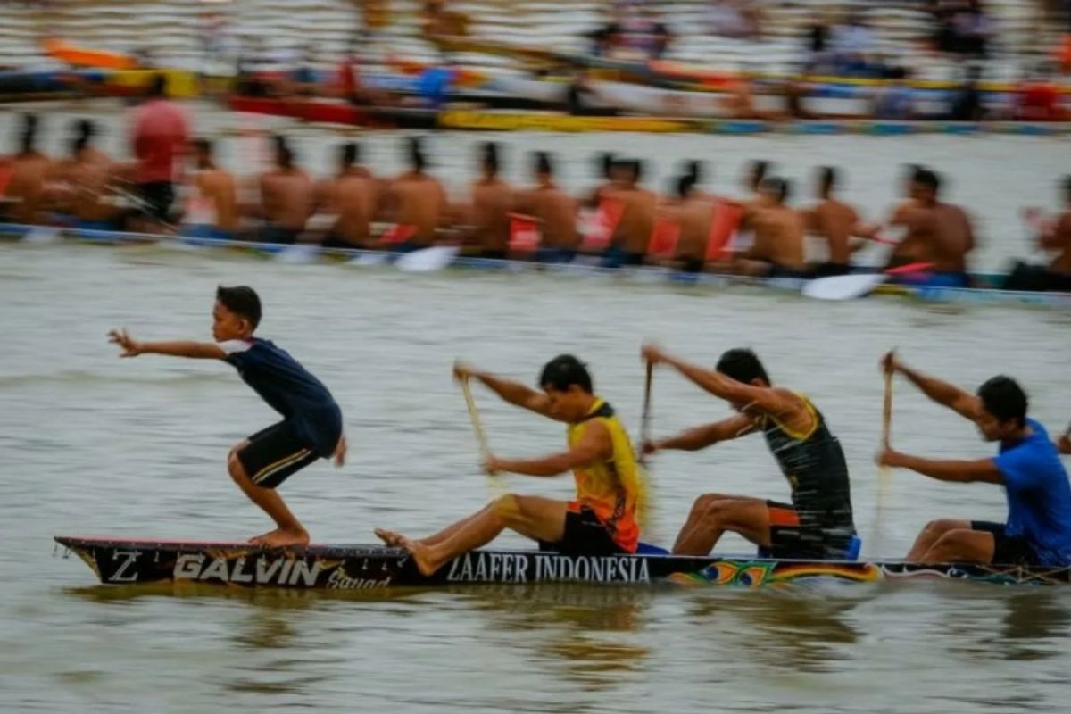 Meski ada Festival Pacu Jalur, jumlah wisman ke Riau pada Agustus 2025 malah menurun