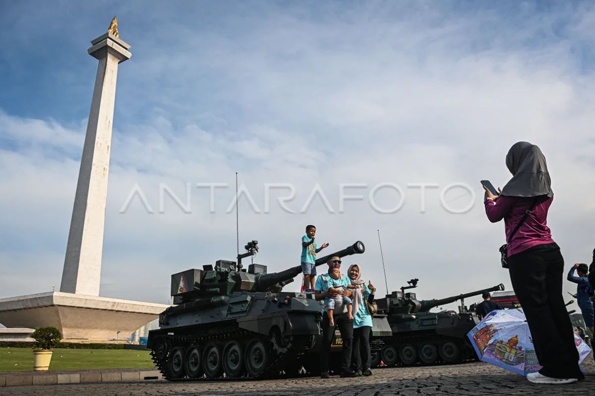 Defense seen as key strength in Prabowo's first year: IARMI