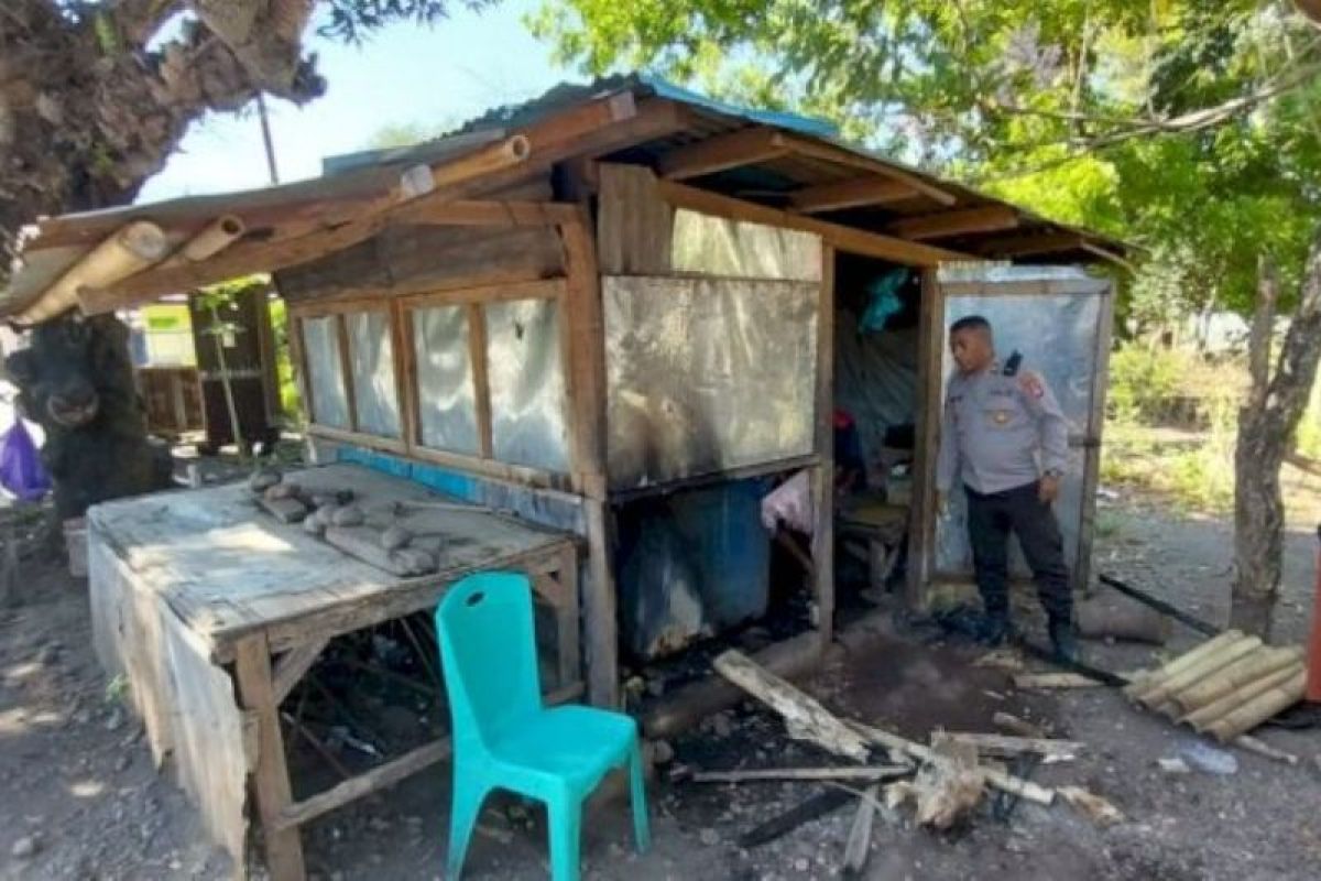 Polisi buru pelaku pembakaran kios dan pengeroyokan di Alor