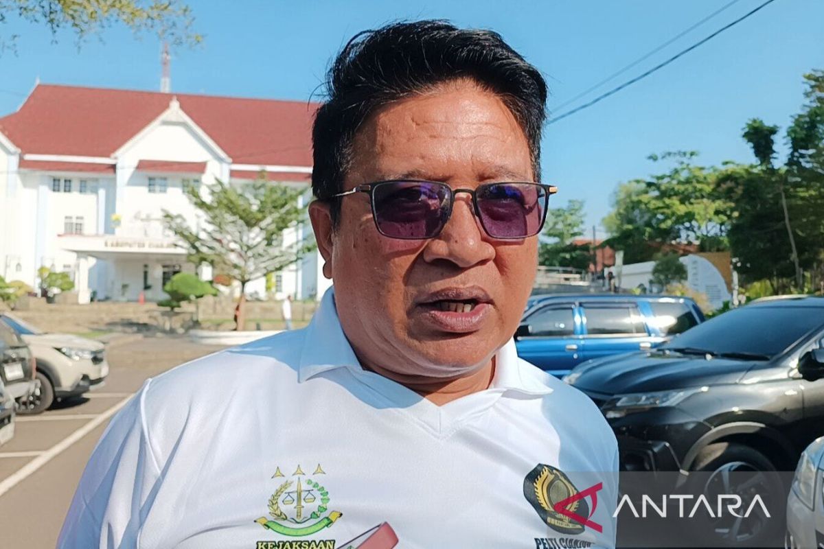 DLH Cianjur lakukan OTT terhadap 180 orang warga buang sampah tidak sesuai jadwal