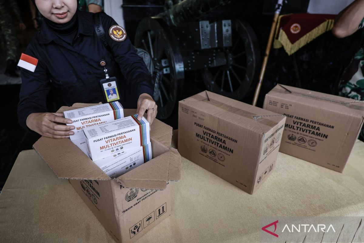Indonesia’s Defense Ministry donates 17.4 mln pills to co-ops