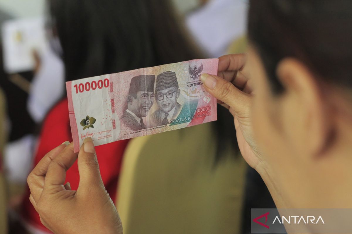 Rupiah pada Kamis pagi menguat jadi Rp16.609 per dolar AS