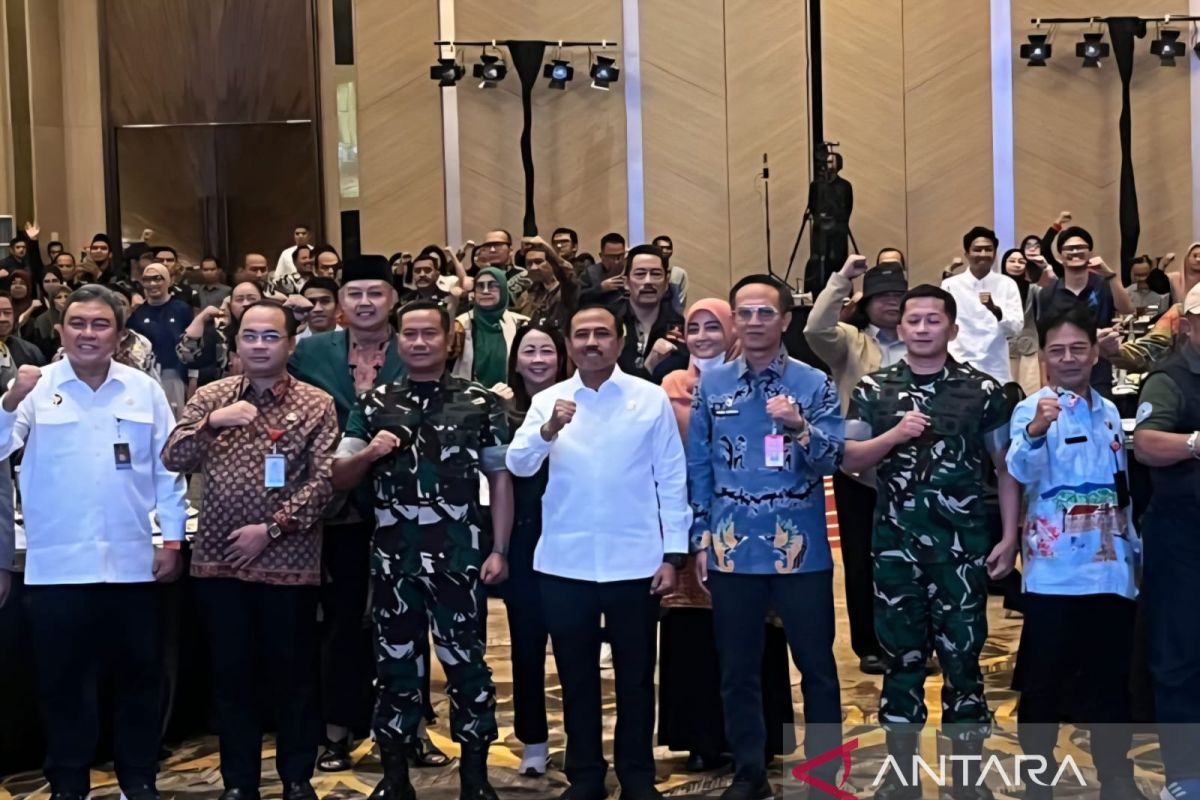 Kemenko Polkam komitmen lindungi hak berdemokrasi masyarakat