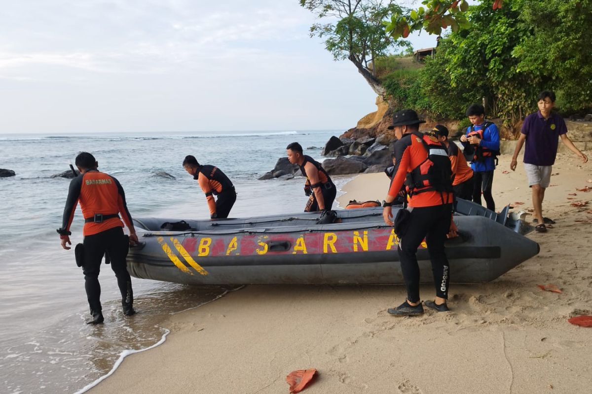 SAR masih cari pemuda yang tenggelam di Pantai Kabasaran Minahasa