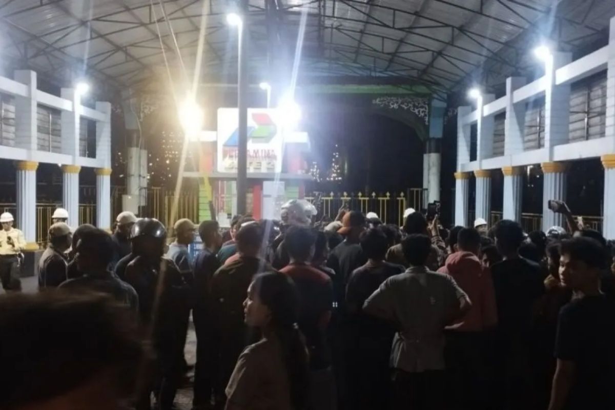 Kebakaran di Kilang Pertamina Dumai, warga dengar ledakan