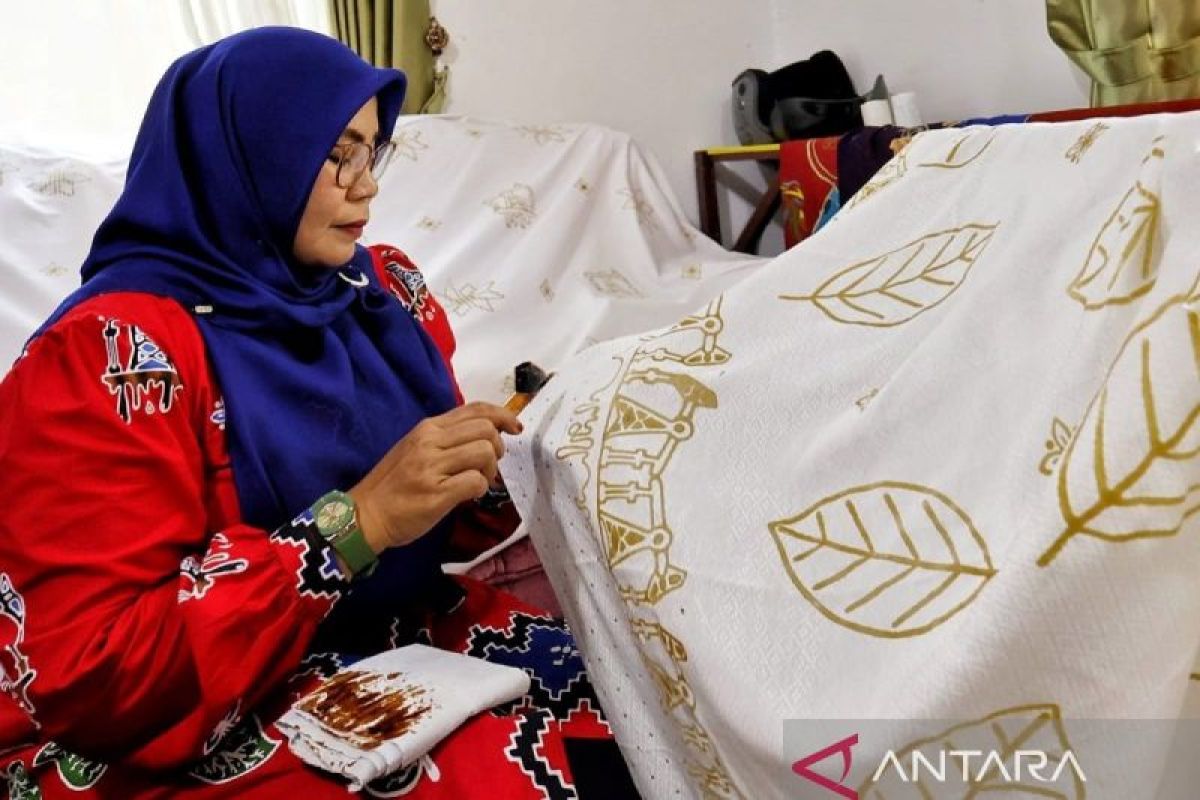 Hari Batik Nasional: PHR Dorong Pemberdayaan dan Hadirkan Batik Khas Sumatera