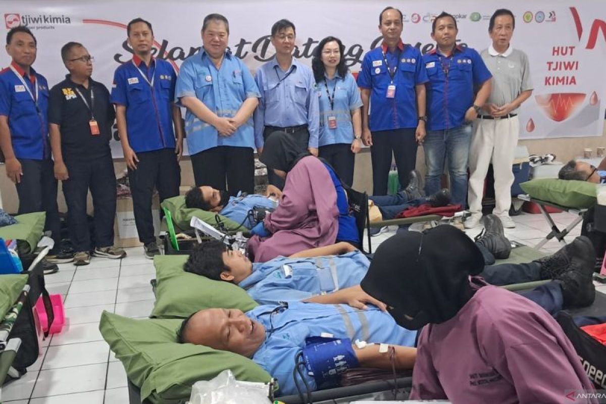 1.053 peserta ikuti donor darah HUT ke-53 PT Pabrik Kertas Tjiwi Kimia