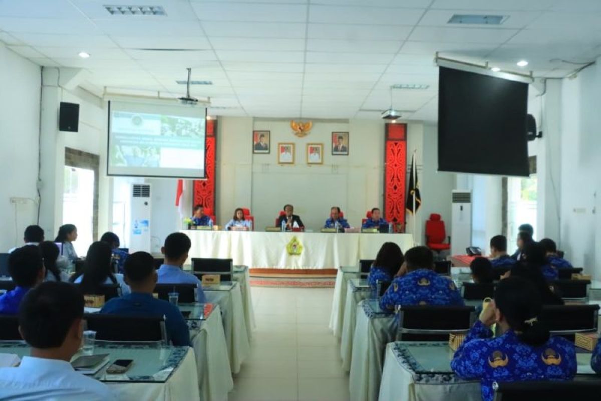 Kejar target pemerataan MBG, Pemkab Samosir tekankan kolaborasi tim satuan tugas MBG dan SPPG