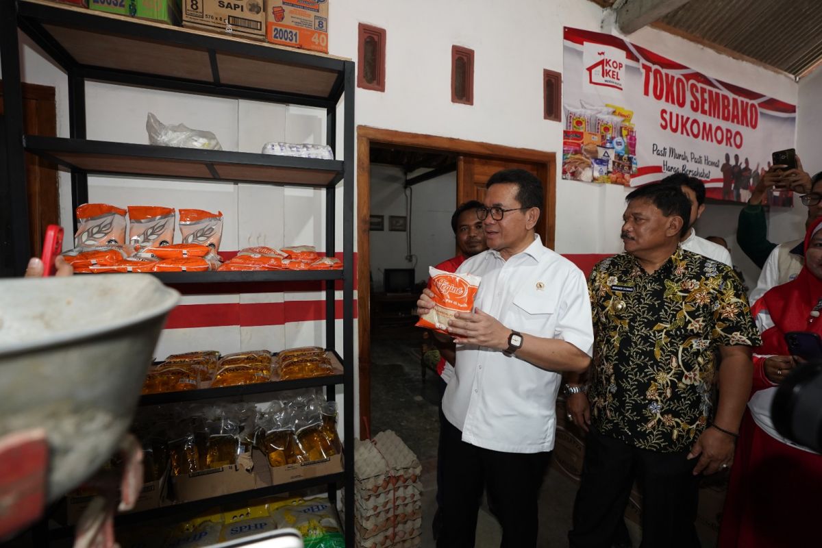 Kemendag libatkan bulog distribusi barang ke Koperasi Merah Putih