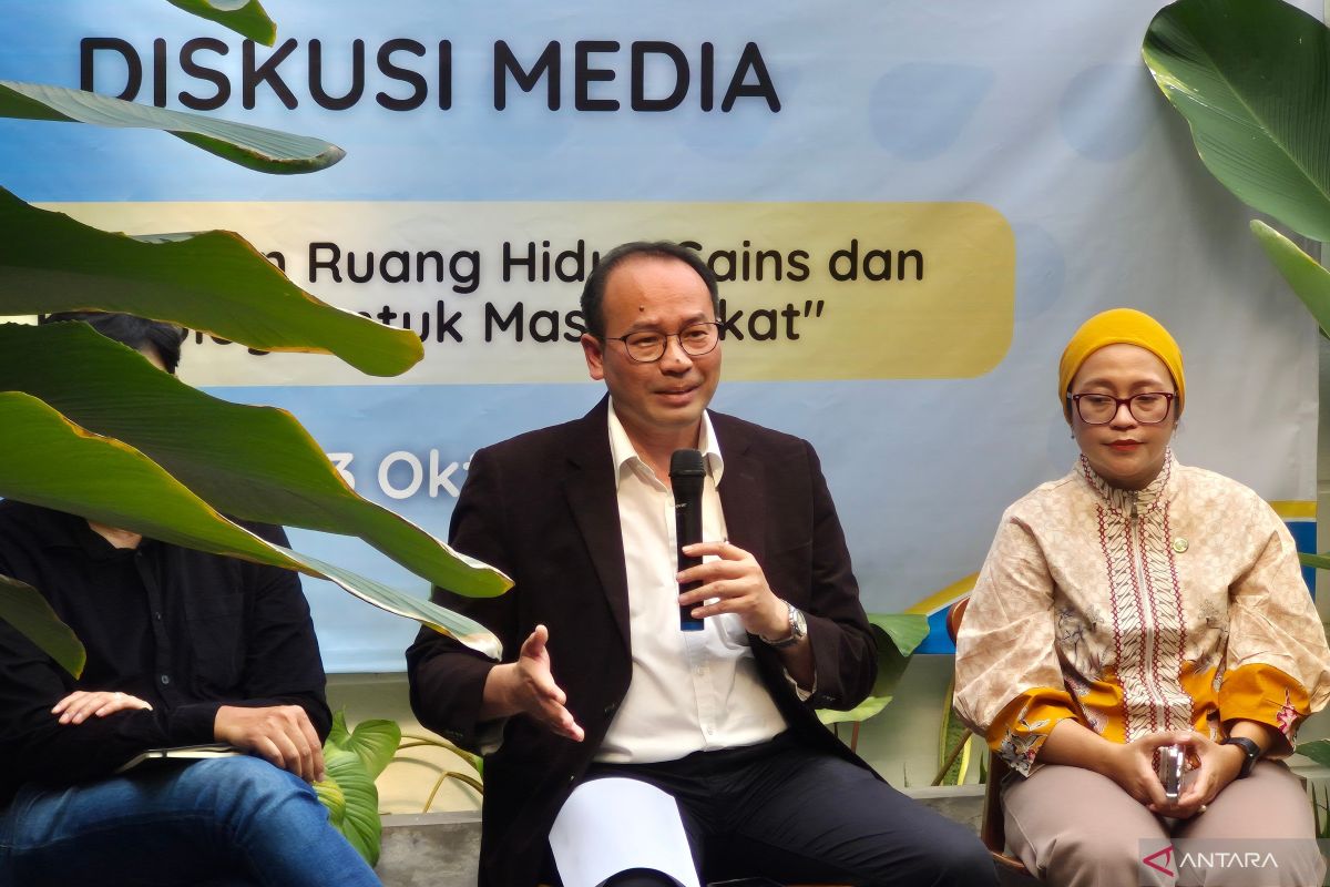 Kemdiktisaintek kaji konsep "Living Lab"
