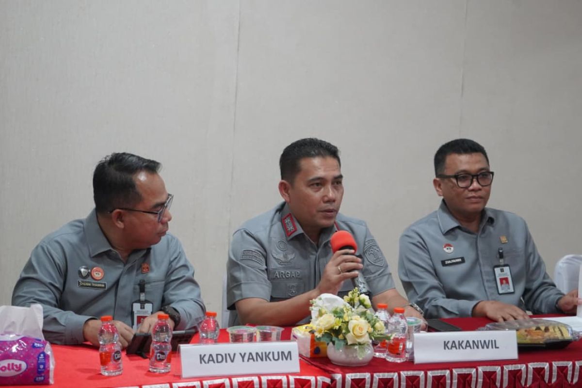 Ranpergub tentang Survei Kepuasan Penyelenggara Publik  Malut diharmonisasi
