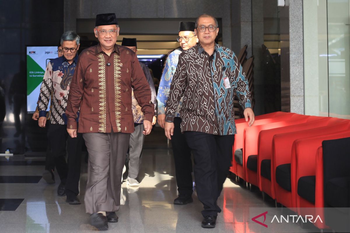 Hajj Minister seeks KPK support to safeguard pilgrimage integrity
