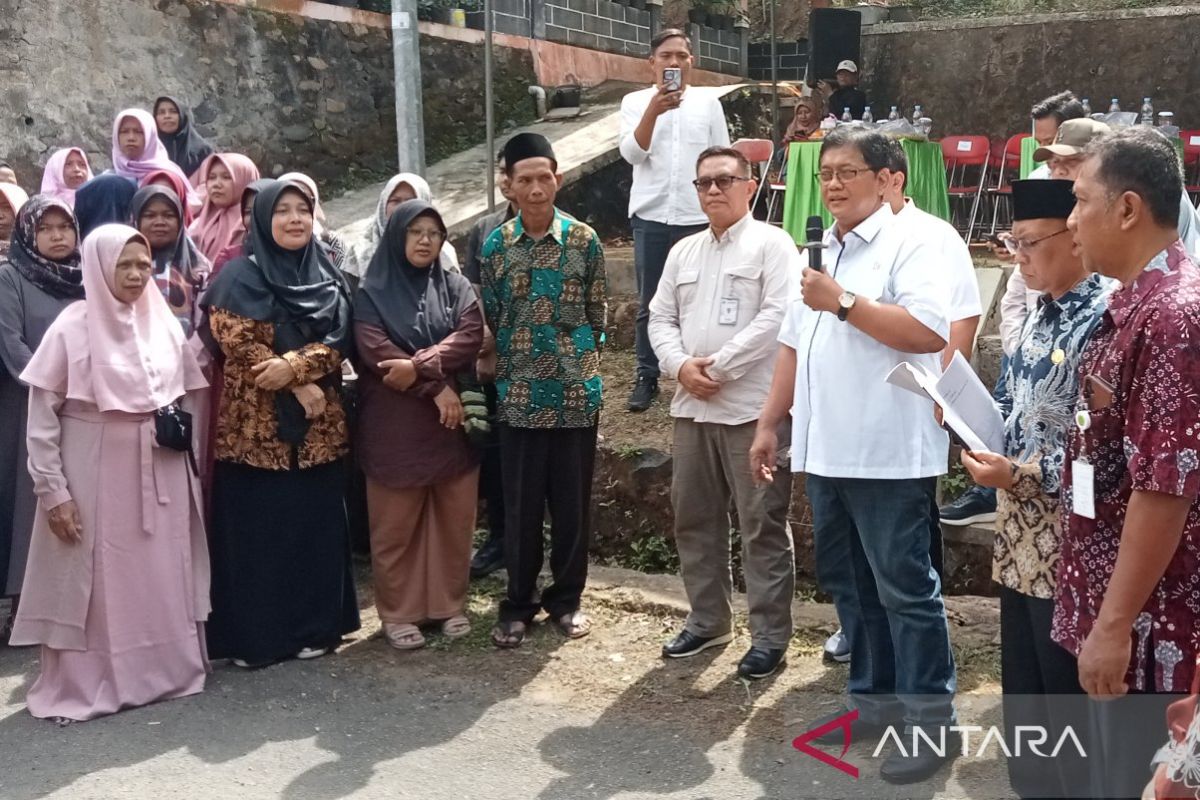 Indonesia sees transmigration as key to national development strategy