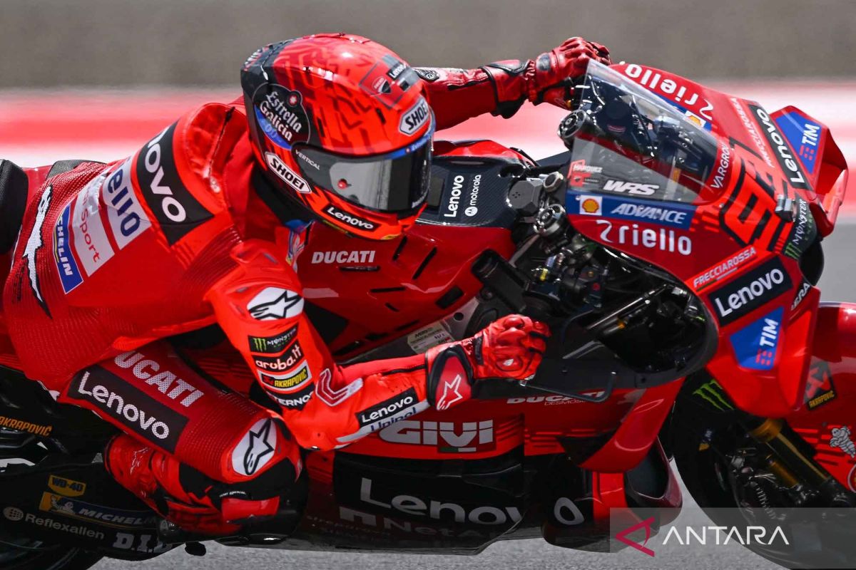 Marc Marquez bawa Ducati Lenovo segel gelar tim terbaik MotoGP 2025