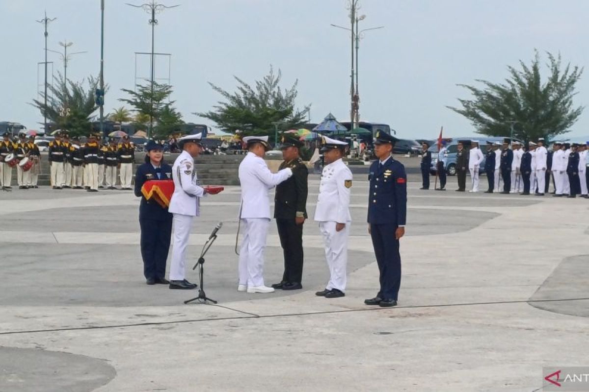 HUT TNI di Kepri dimeriahkan pasar murah hingga hiburan rakyat