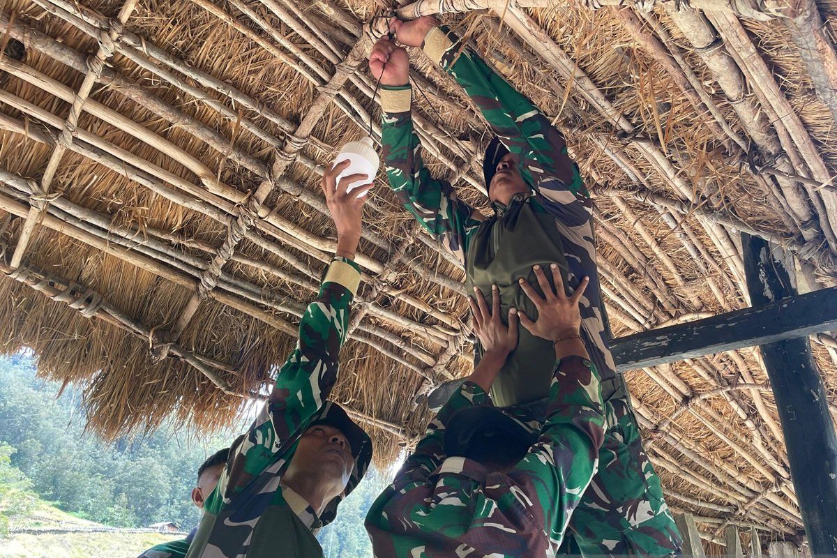 Satgas Yonif 511/DY mendorong pembangunan energi terbarukan di Lanny Jaya