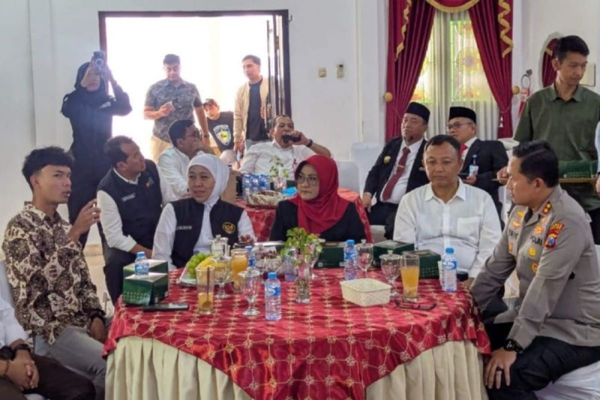 Gubernur Khofifah dan Forkopimda Magetan nobar Moto2 dukung Mario Aji