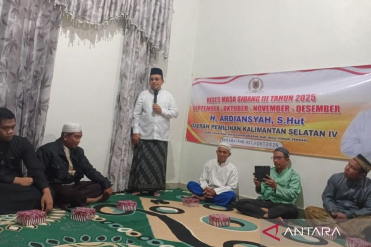 Anggota Komisi III DPRD sosialisasikan pembangunan infrastruktur di Kalsel