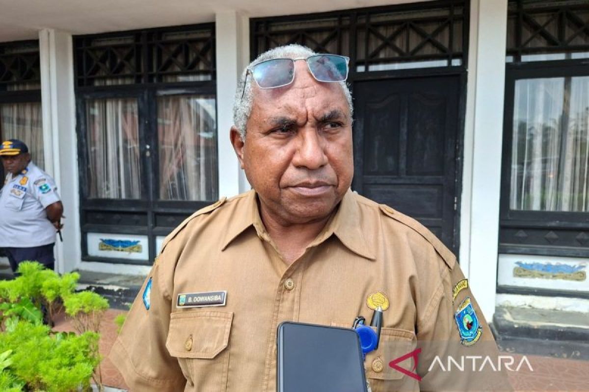 Disdik Papua Barat alokasikan Rp50 miliar bantuan seragam gratis
