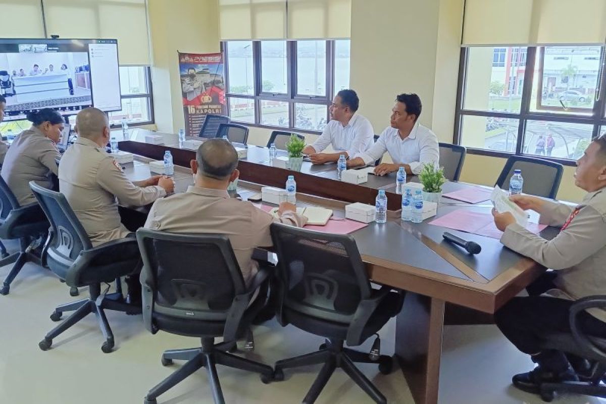 Polda Maluku buka layanan aduan warga lewat WhatsApp resmi  Kapolda