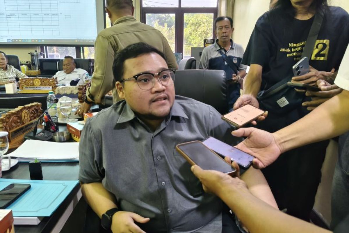 Komisi A DPRD Surabaya matangkan Raperda Hunian Layak