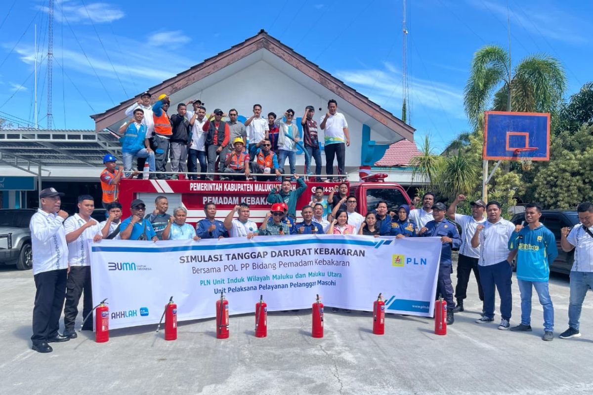 PLN UP3 Masohi Perkuat Budaya K3 melalui simulasi Tanggap Darurat Kebakaran