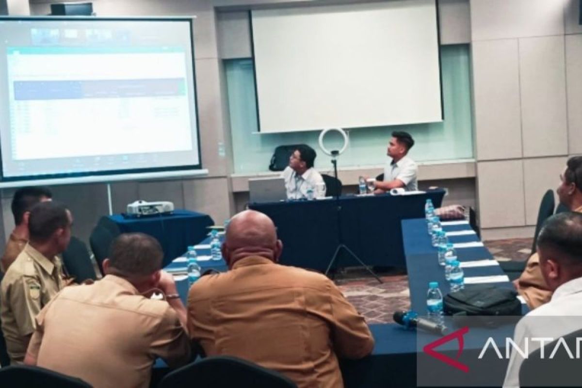 Pemkab Biak Numfor validasi data kepesertaan Jamsostek warga asli Papua