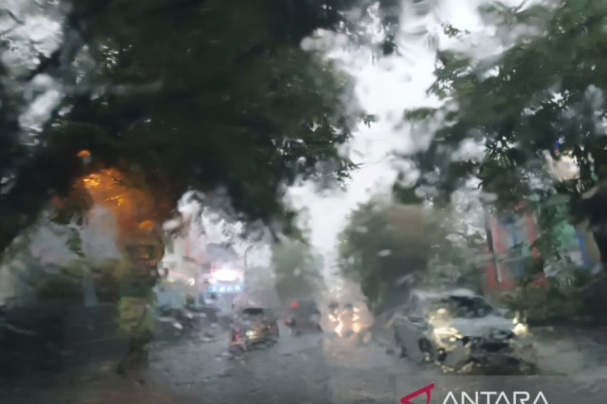 BMKG ingatkan potensi bencana hidrometeorologi akibat cuaca ekstrem