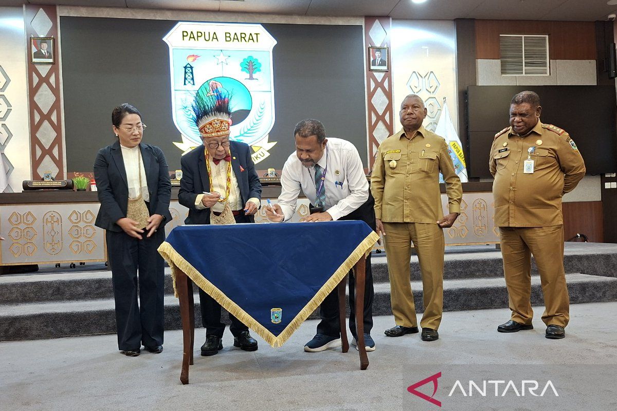 Universitas Papua teken kerja sama dengan IASTIC Tiongkok