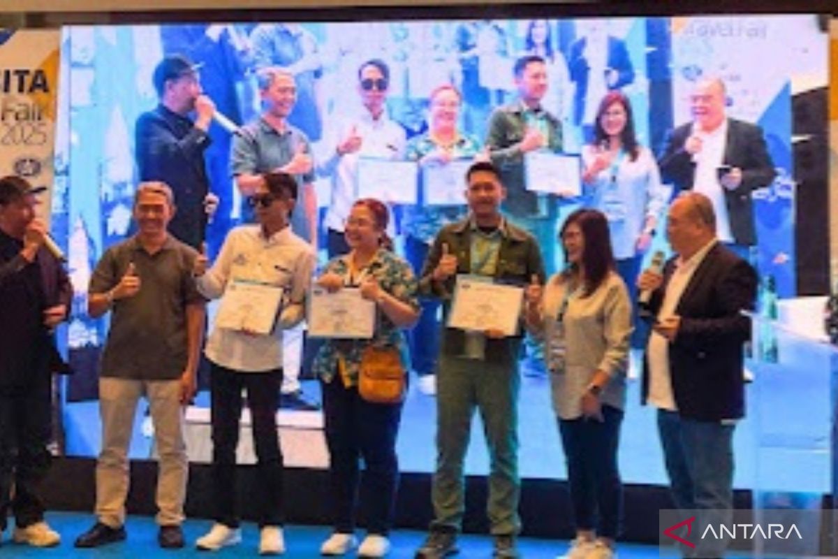 Taman Safari Bogor meraih Top 3 Exhibitors Asita Travel Fair 2025
