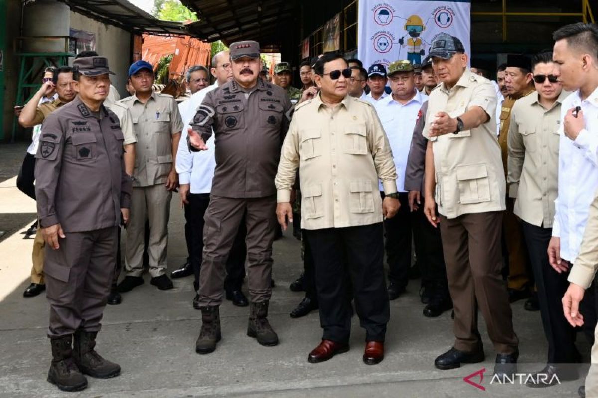 Prabowo witnesses handover of $422 mln in confiscated mining assets