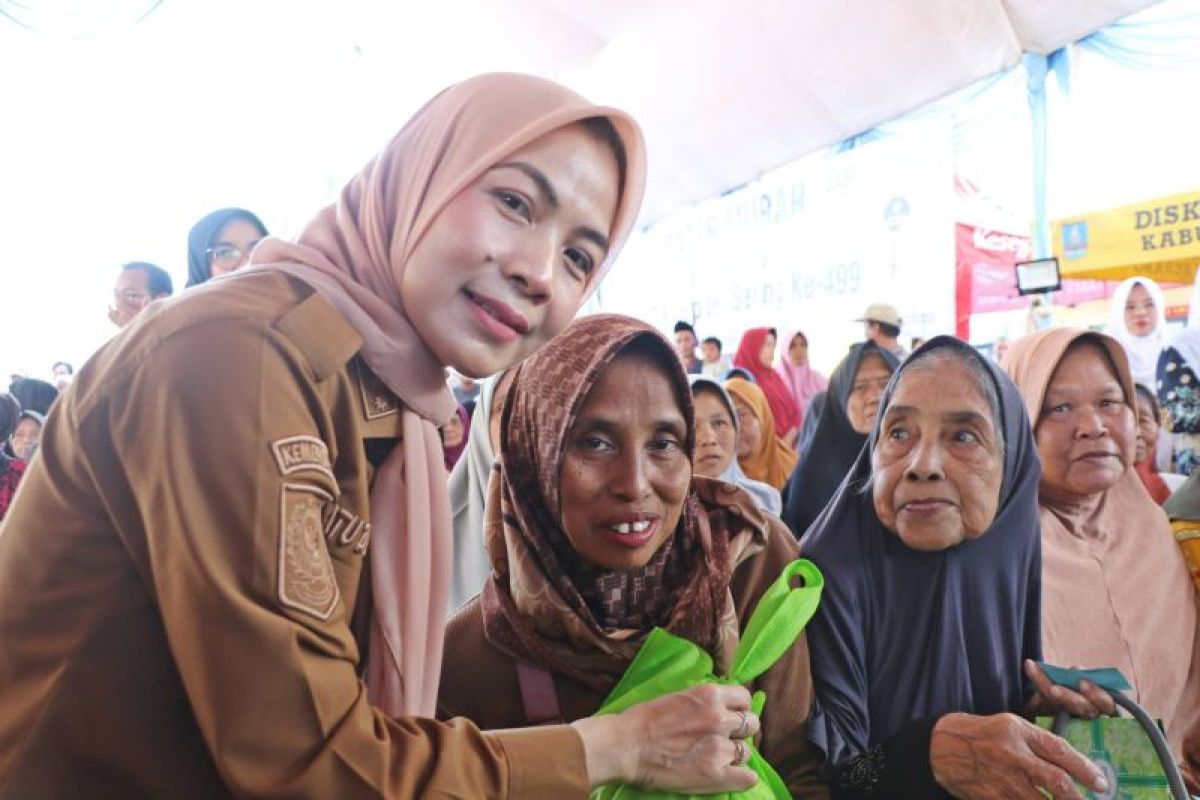 Pemkab Serang salurkan paket sembako di empat kecamatan