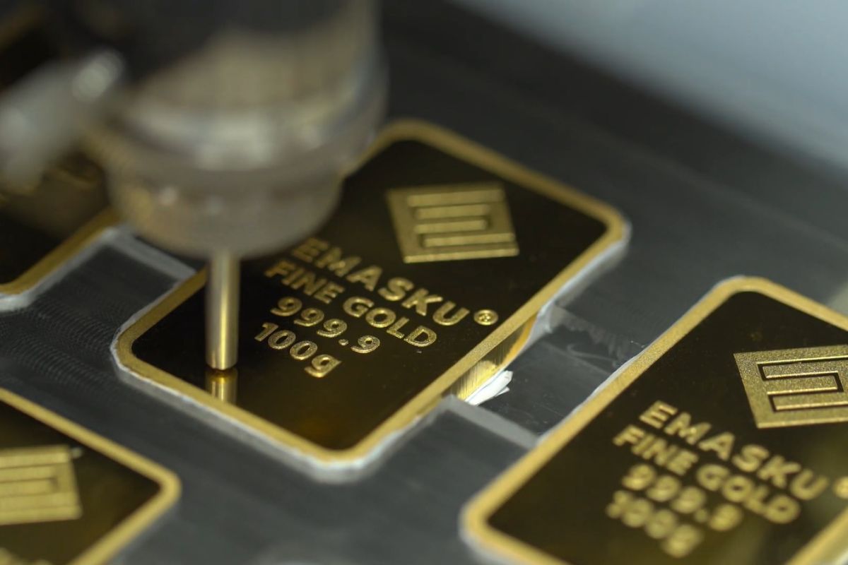 Harga emas di Pegadaian meroket lagi, sentuh Rp2,4 juta/gram