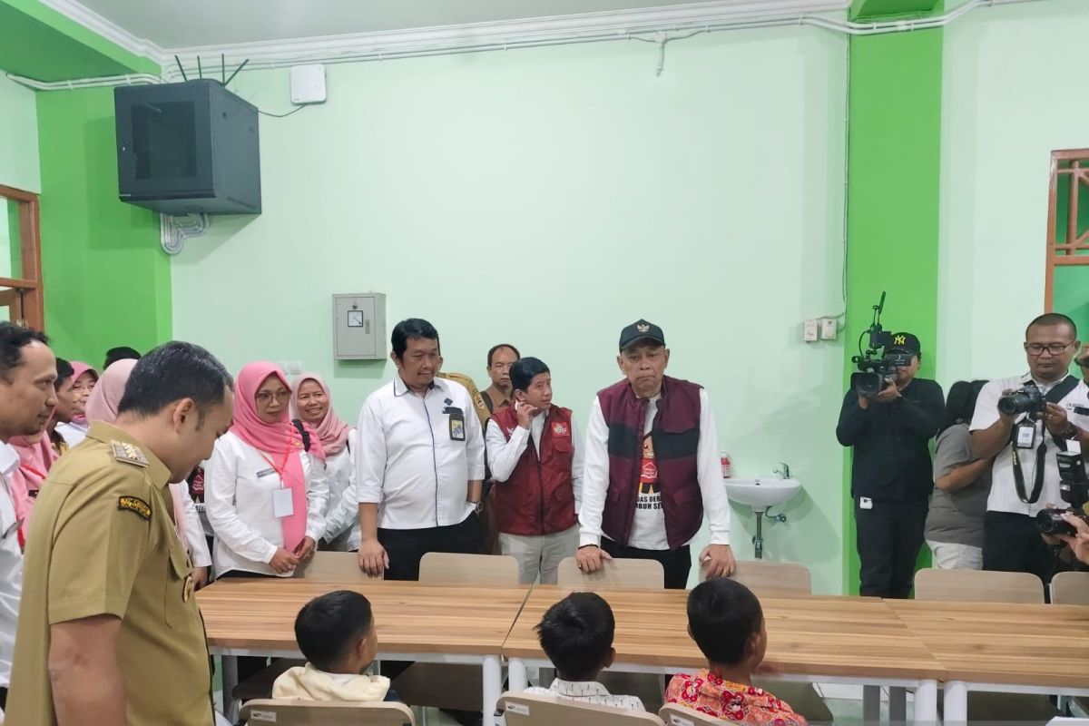 50 siswa mulai ikuti Sekolah Rakyat  Dasar di Surakarta