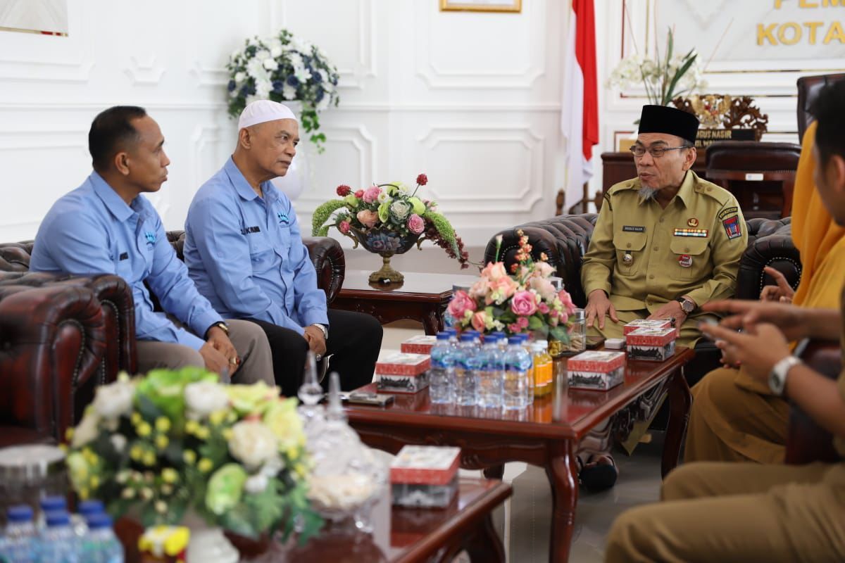 Dewan Pendidikan Sumbar apresiasi program Subuh Mubarokah Pemkot Padang